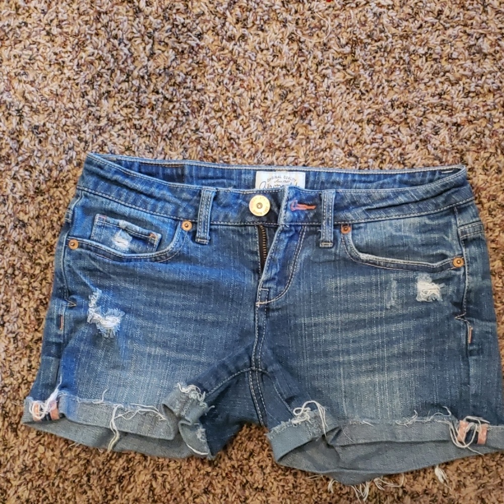 Aeropostale jean shorts size 1/2